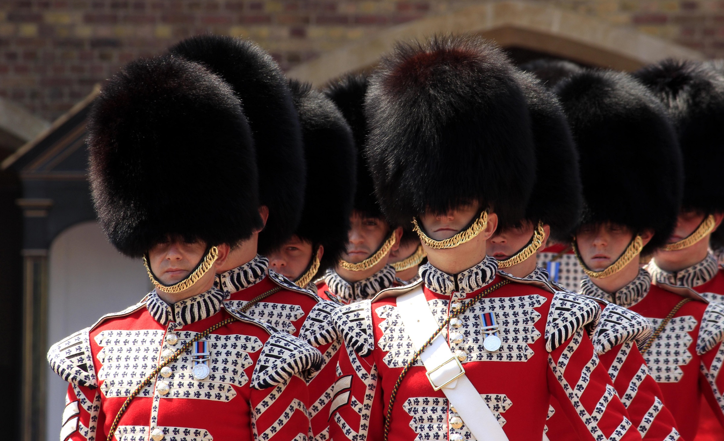 Queen's Guard Defended After Shouting at Tourist
