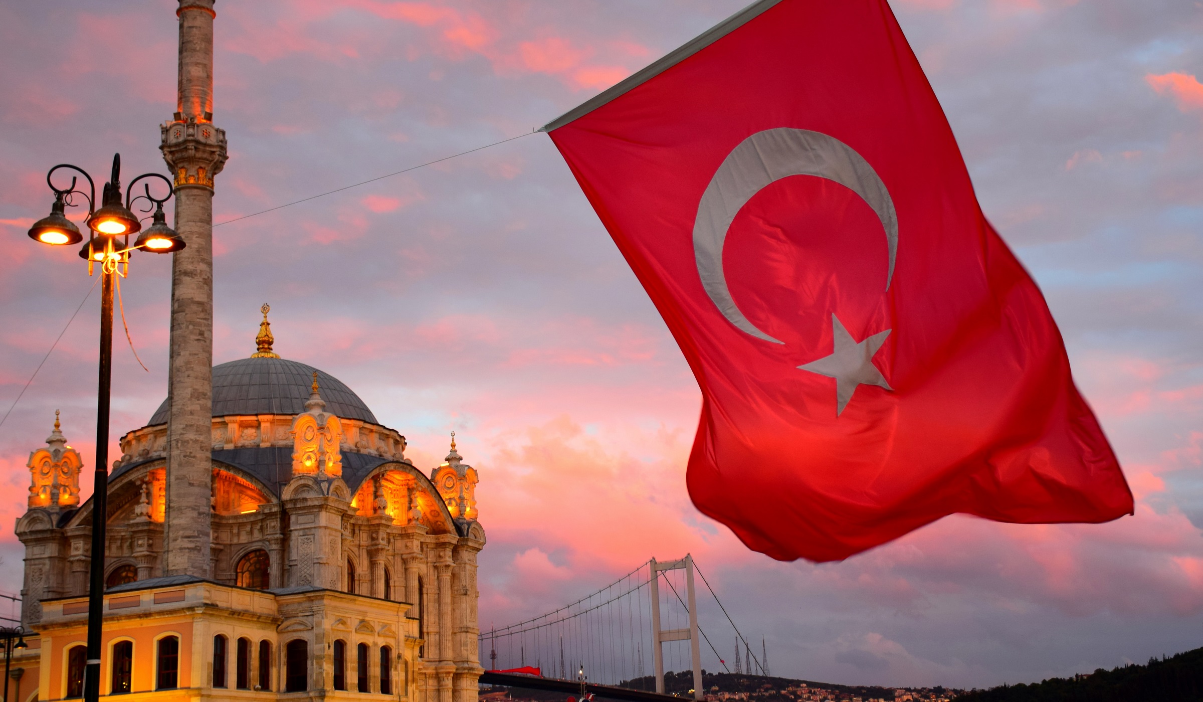 Boost in Turkish Tourist Numbers Will Aid Erdogan's Economic Plan