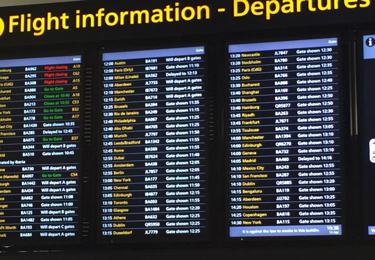 UK Airports Hoping to Pass this Weekend without a Glitch