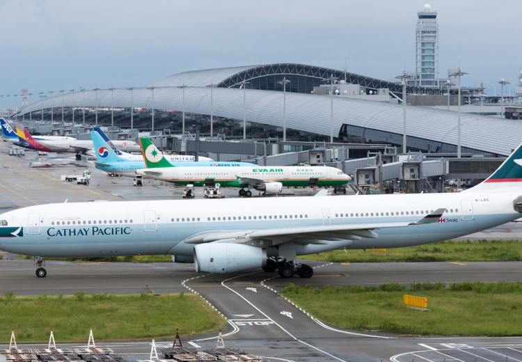 Cathay Pacific Increases Heathrow Frequency as Hong Kong Relaxes the COVID limitations