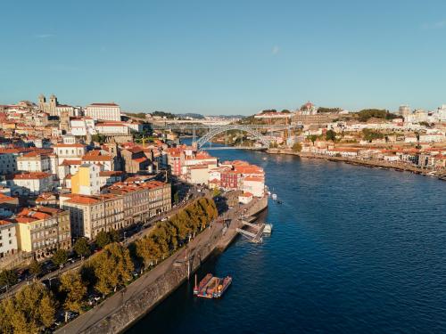 Portugal Tourism Chief Urges Green List Removal