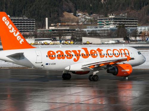 EasyJet Removes Seats to Reduce Cabin Crew Numbers on Flights